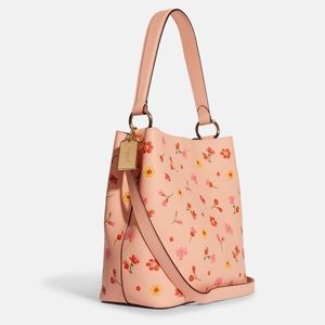 Coach Bucket Bag